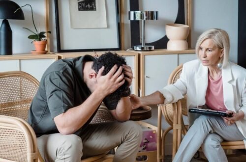 signs of mental health disorders