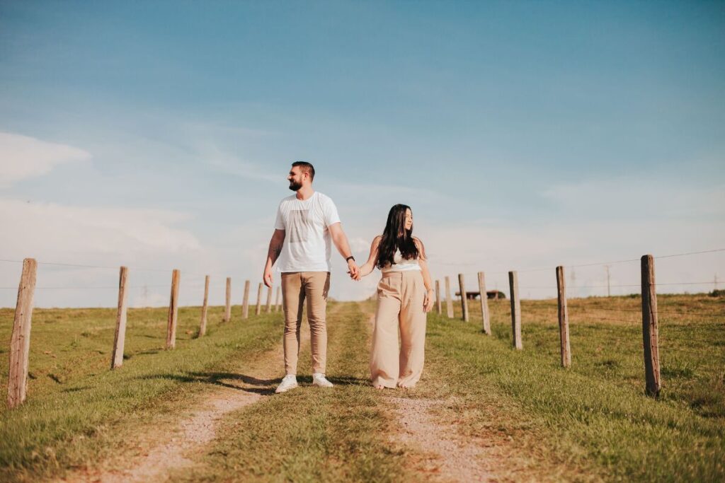 two people walking together showing the gradual patient process of how to fix a relationship